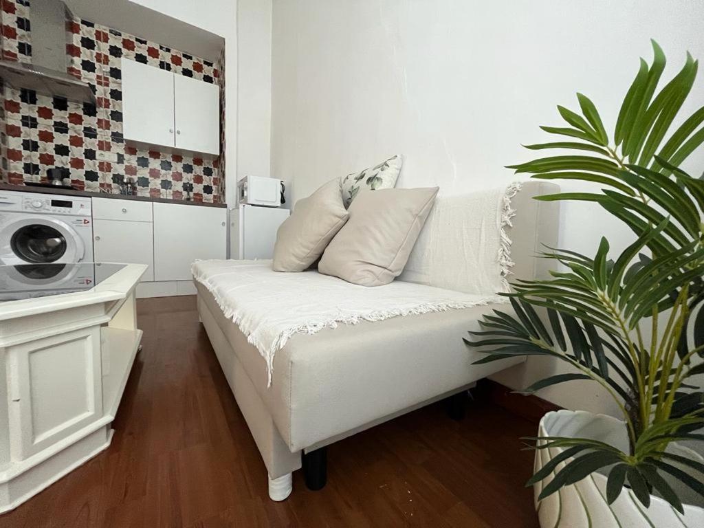 Apartamentos Malaga Centro Exterior photo