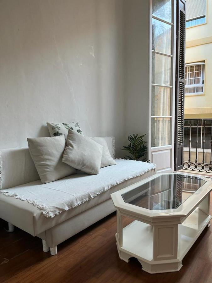 Apartamentos Malaga Centro Exterior photo